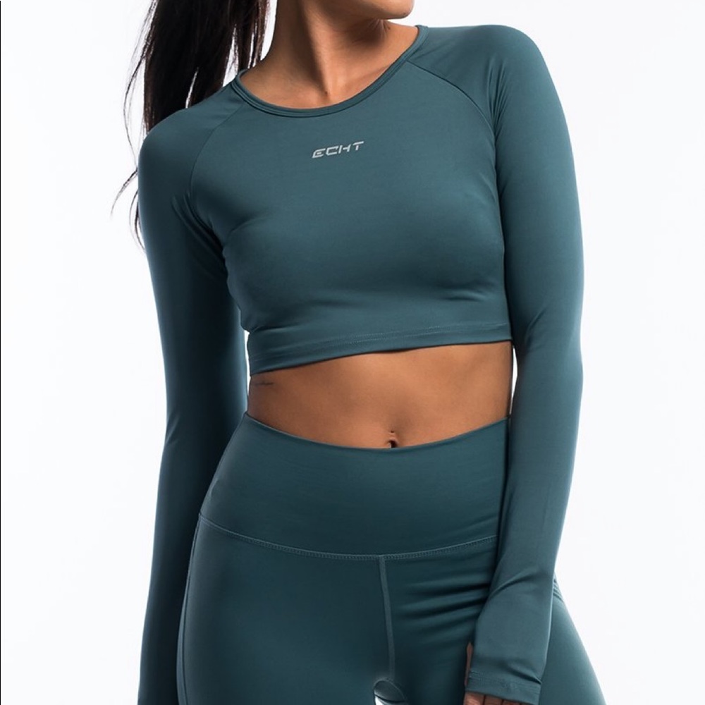 Echt Crop Top